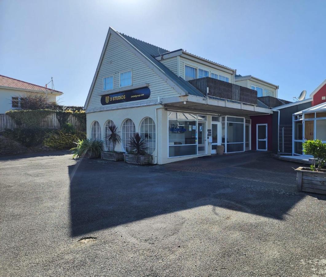U Studios Paraparaumu Beach Exterior photo